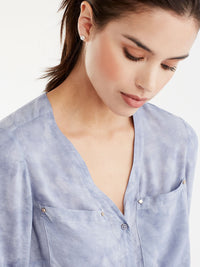 V-Neck Tie Dye Blouse Color Dusty Blue