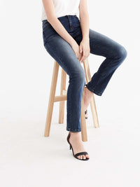 Madison Slim Leg Jeans Color Blue
