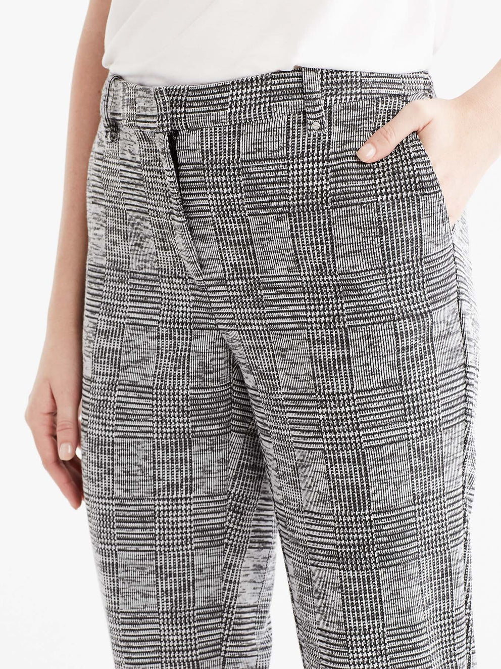 Classic Plaid Double Knit Ankle Pant Color Grey
