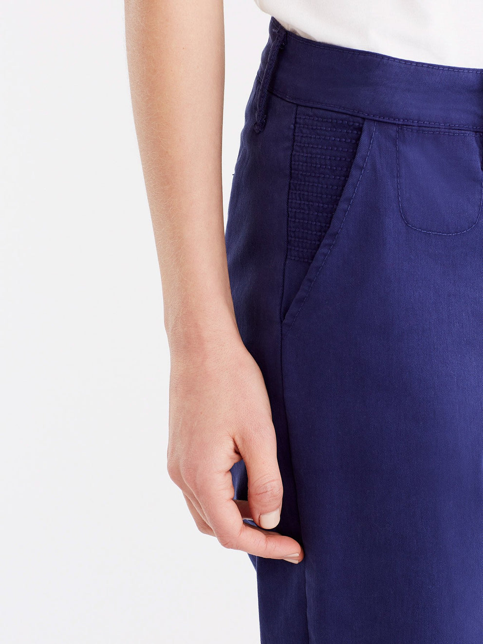 Classic Cropped Chino Color Navy