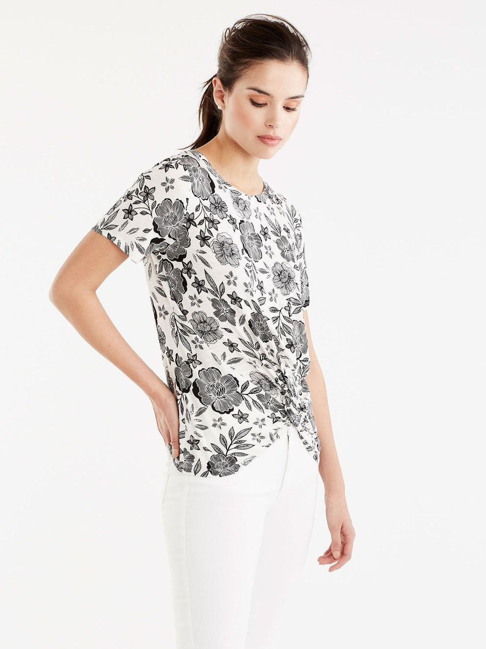 Twist Front Tee Color Graphic Black
