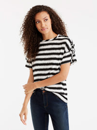 Laced Shoulder Tee Color Black Ivory