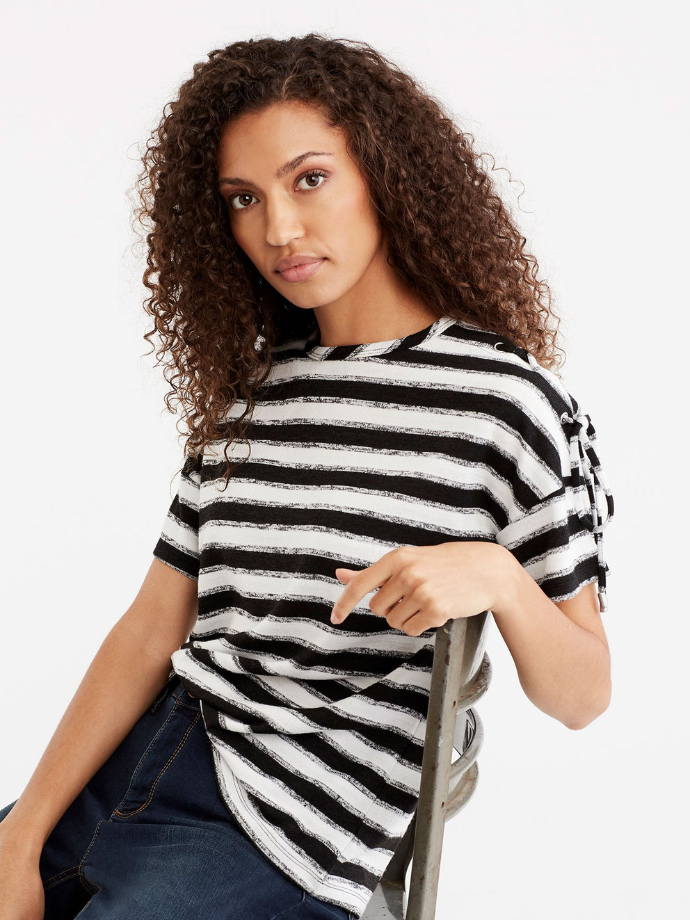 Laced Shoulder Tee Color Black Ivory